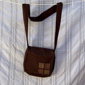 Vintage Crossbody Bag with beaded design